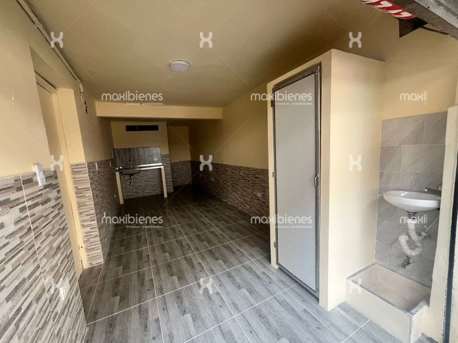 Local en arriendo en Castilla, Medellín, 13 m² · foto 4 de 6