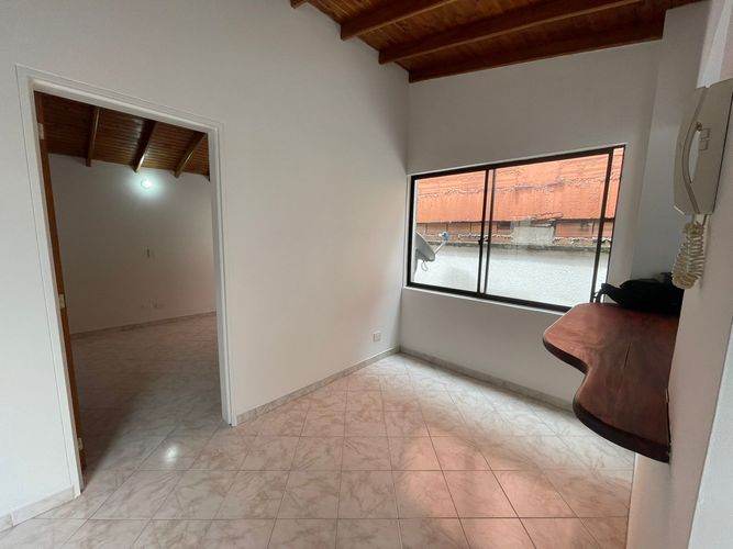 Apartamento de 2 alcobas en arriendo en Aves Maria, Sabaneta, 60 m² · foto 2 de 13