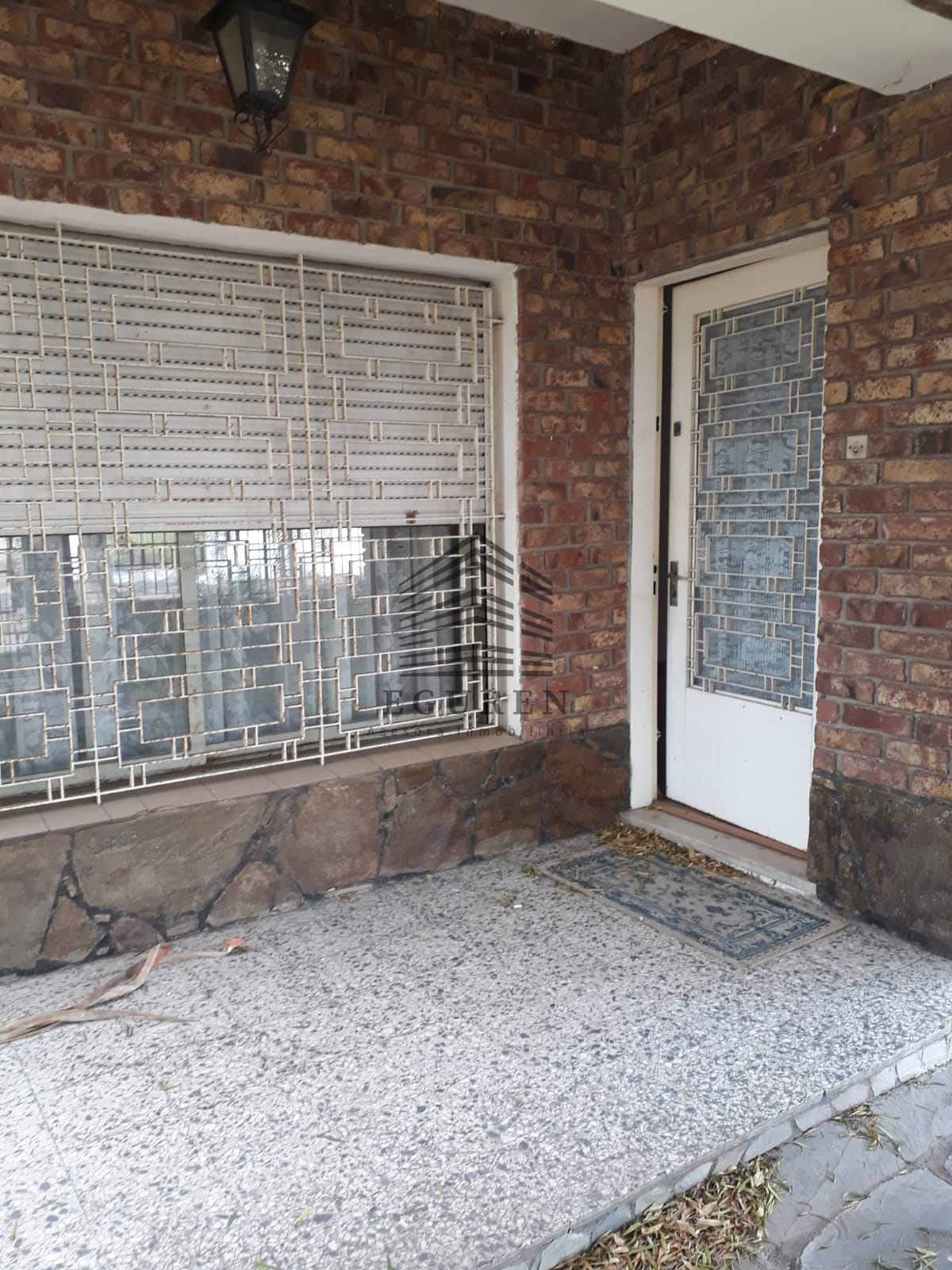 VENTA CASA 3 DORMITORIOS CON COCHERA. BELVEDERE