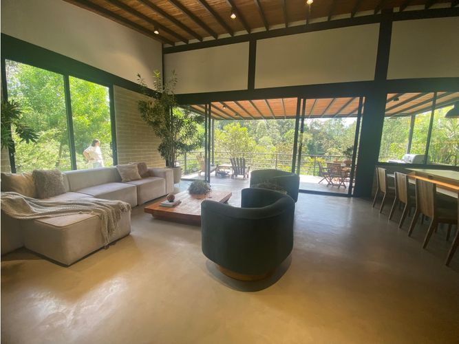 Casa de 3 alcobas en venta en Pantanillo, El Retiro, 334 m² · foto 3 de 24