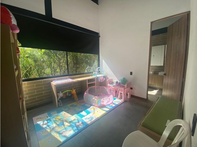 Casa de 3 alcobas en venta en Pantanillo, El Retiro, 334 m² · foto 23 de 24