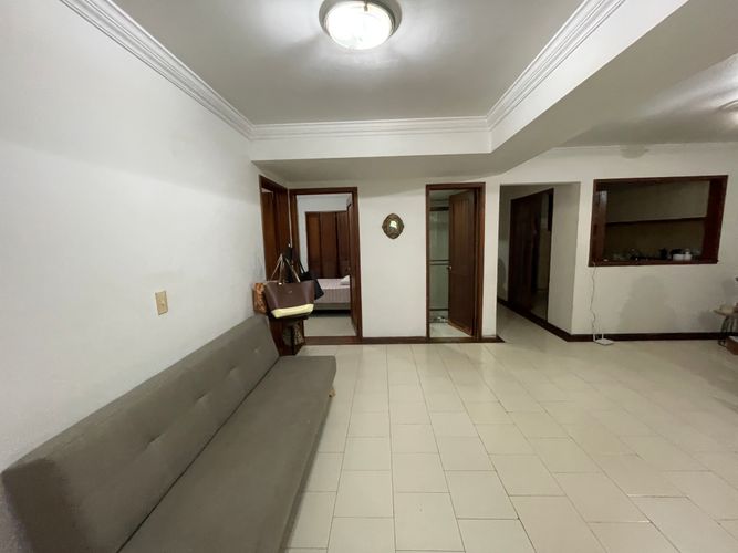 Apartamento de 2 alcobas en venta en Centenario, Cali, 98 m² · foto 2 de 24
