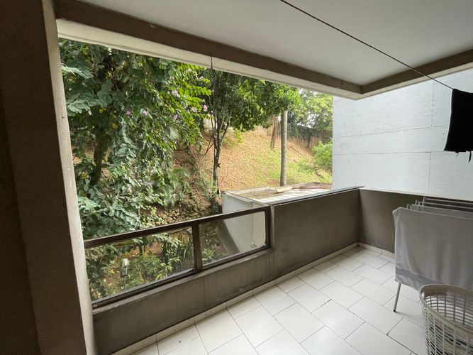 Apartamento de 2 alcobas en venta en Centenario, Cali, 98 m² · foto 23 de 24