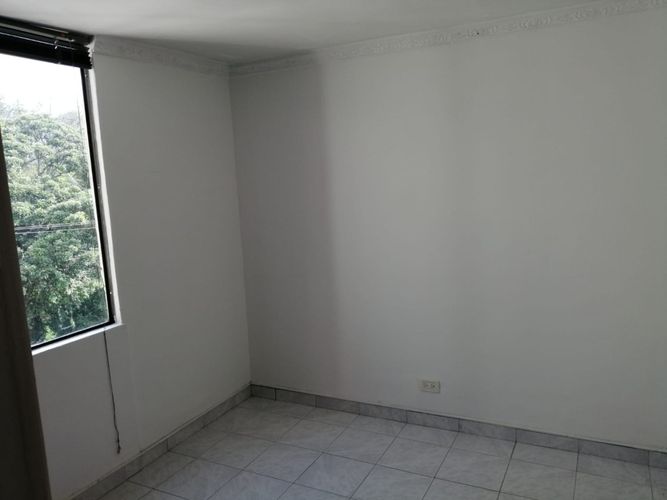 Apartamento de 3 alcobas en venta en Picaleña Y Mirolindo, Ibagué, 62 m² · foto 14 de 19