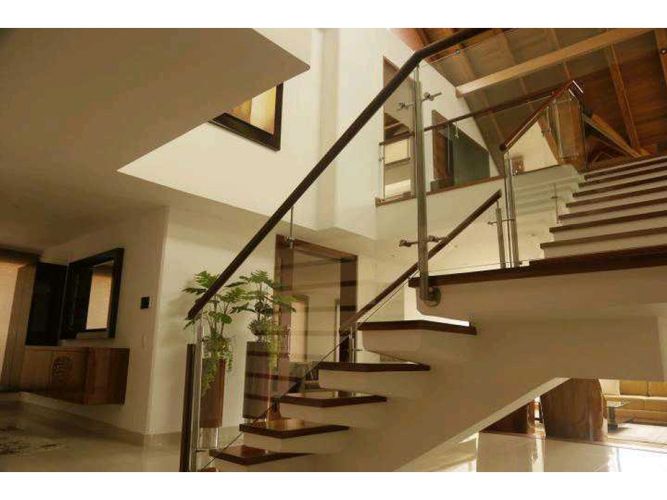 Casa de 4 alcobas en venta en San Jose De Bavaria, Bogotá, 837 m² · foto 9 de 24