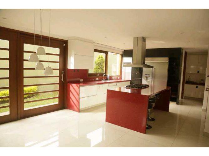Casa de 4 alcobas en venta en San Jose De Bavaria, Bogotá, 837 m² · foto 15 de 24