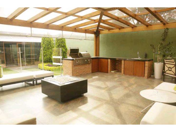 Casa de 4 alcobas en venta en San Jose De Bavaria, Bogotá, 837 m² · foto 17 de 24