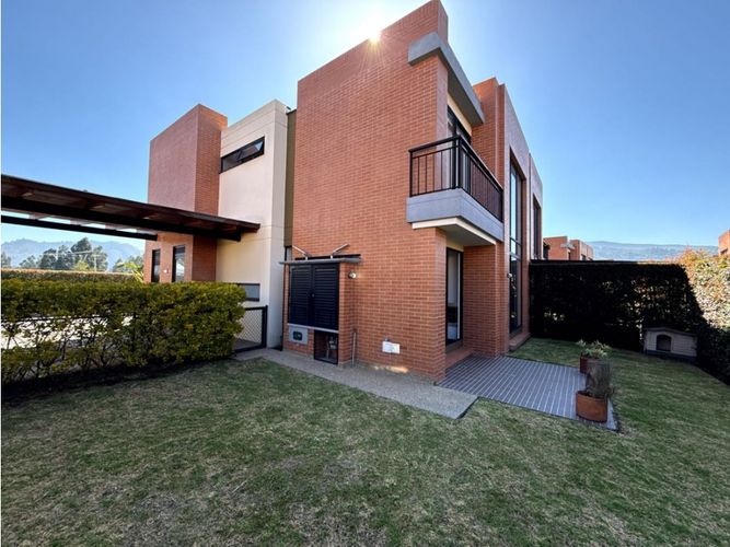Casa de 3 alcobas en venta en Cr San Sebastian, Cajicá, 165 m² · foto 10 de 18