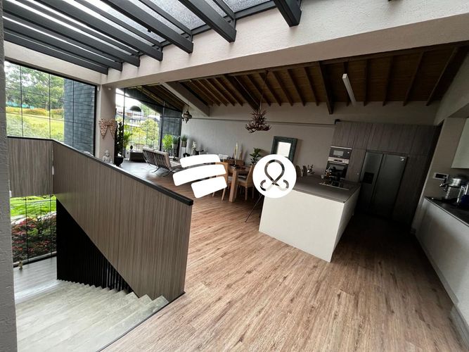 Casa de 4 alcobas en venta en Vía Las Palmas, Envigado, 1600 m² · foto 7 de 17