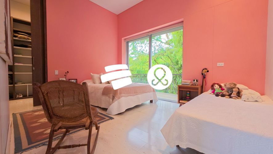 Casa de 3 alcobas en venta en Los Balsos, Medellín, 1790 m² · foto 7 de 24