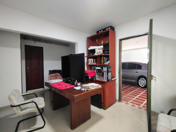 Casa de 5 alcobas en venta en Tequendama, Cali, 400 m² · foto 6 de 24
