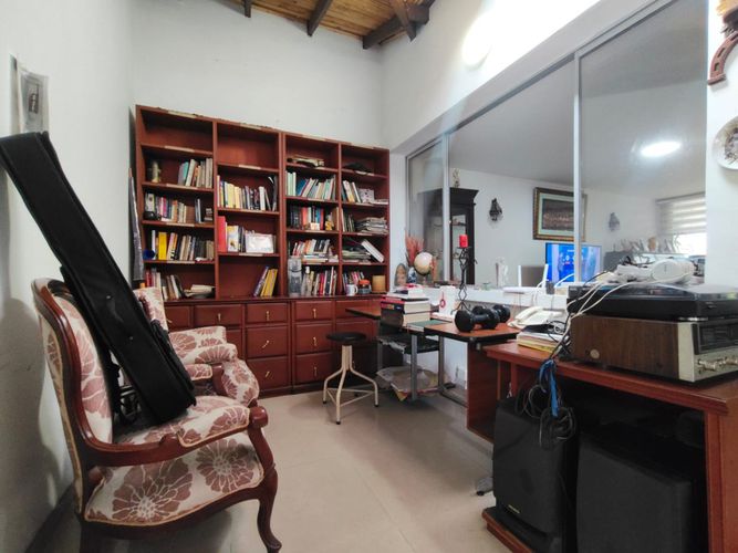 Casa de 5 alcobas en venta en Tequendama, Cali, 400 m² · foto 13 de 24