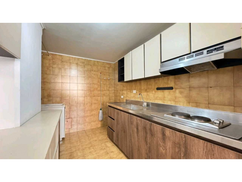 Apartaestudio en venta en Los colores, Medellín 5