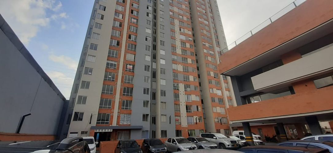 Apartamento de 2 alcobas en venta en Ricaurte, Bogotá, 39 m² · foto 2 de 11