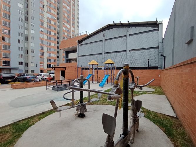 Apartamento de 2 alcobas en venta en Ricaurte, Bogotá, 39 m² · foto 9 de 11