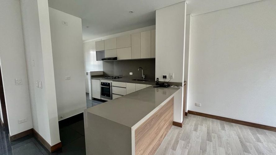 Casa de 3 alcobas en venta en Agrupacion Calahorra, Cajicá, 115 m² · foto 2 de 20