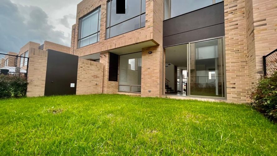 Casa de 3 alcobas en venta en Agrupacion Calahorra, Cajicá, 115 m² · foto 17 de 20