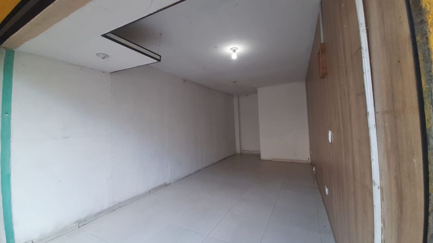 Local en arriendo en Municipal, Cali, 18 m² · foto 4 de 6