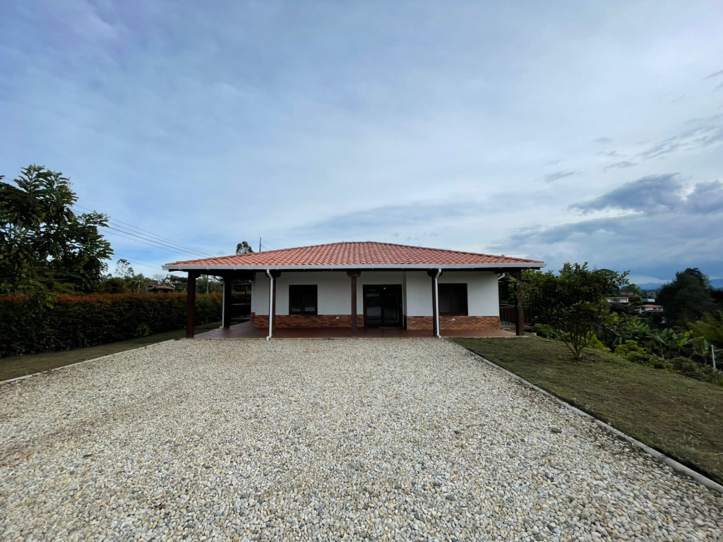 Casa Campestre en Arriendo en Santa barbara, Rionegro
