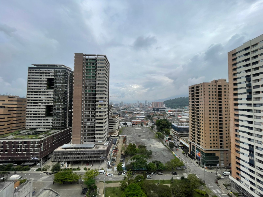 Apartamento en arriendo en El Poblado, Medellín · foto 8 de 19