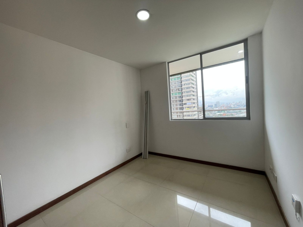 Apartamento en arriendo en El Poblado, Medellín · foto 14 de 19