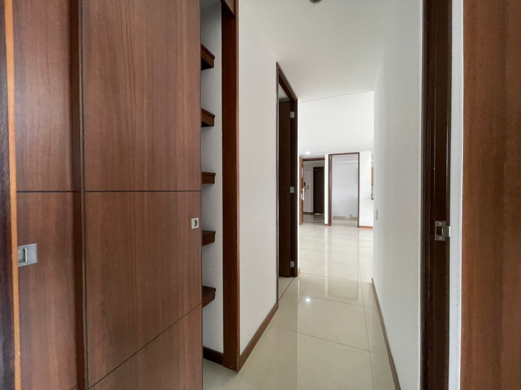 Apartamento en arriendo en El Poblado, Medellín · foto 15 de 19