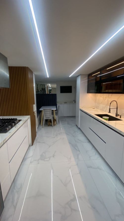 Apartamento de 5 alcobas en venta en La Carolina, Bogotá, 402 m² · foto 7 de 24