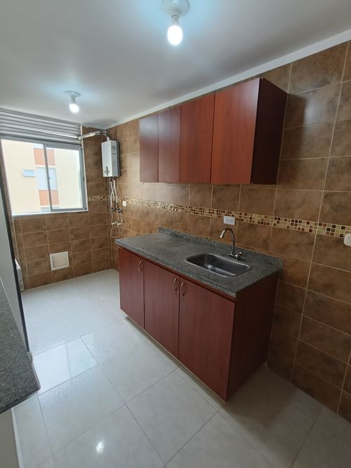 Apartamento de 3 alcobas en venta en Ub. Zuame Et I, Funza, 57 m² · foto 2 de 17