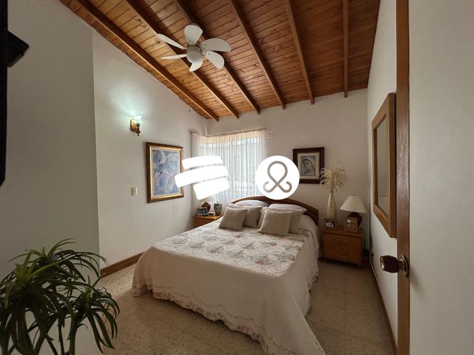 Finca en venta en Copacabana, 6400 m² · foto 6 de 13