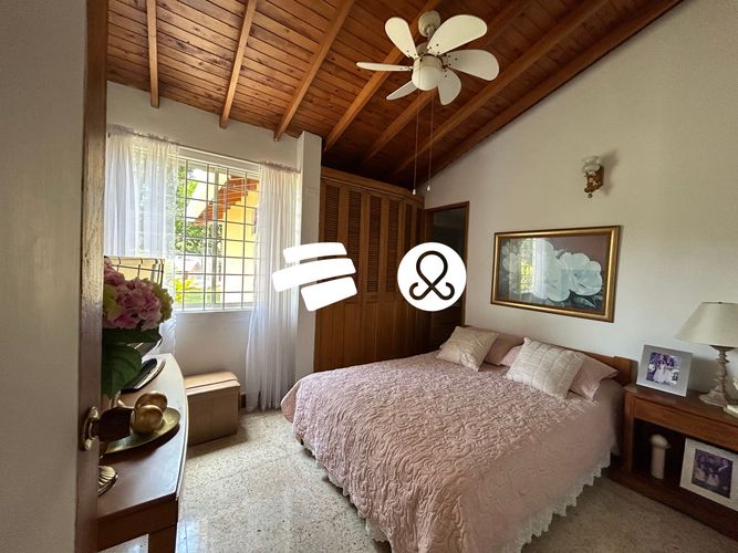Finca en venta en Copacabana, 6400 m² · foto 10 de 13
