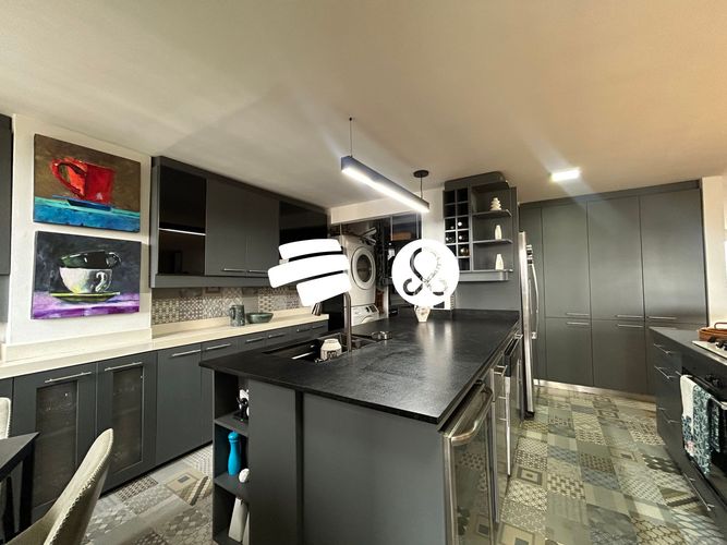 Apartamento de 3 alcobas en venta en Urbanizacion Remansos De San Lucas, Medellín, 167 m² · foto 5 de 16