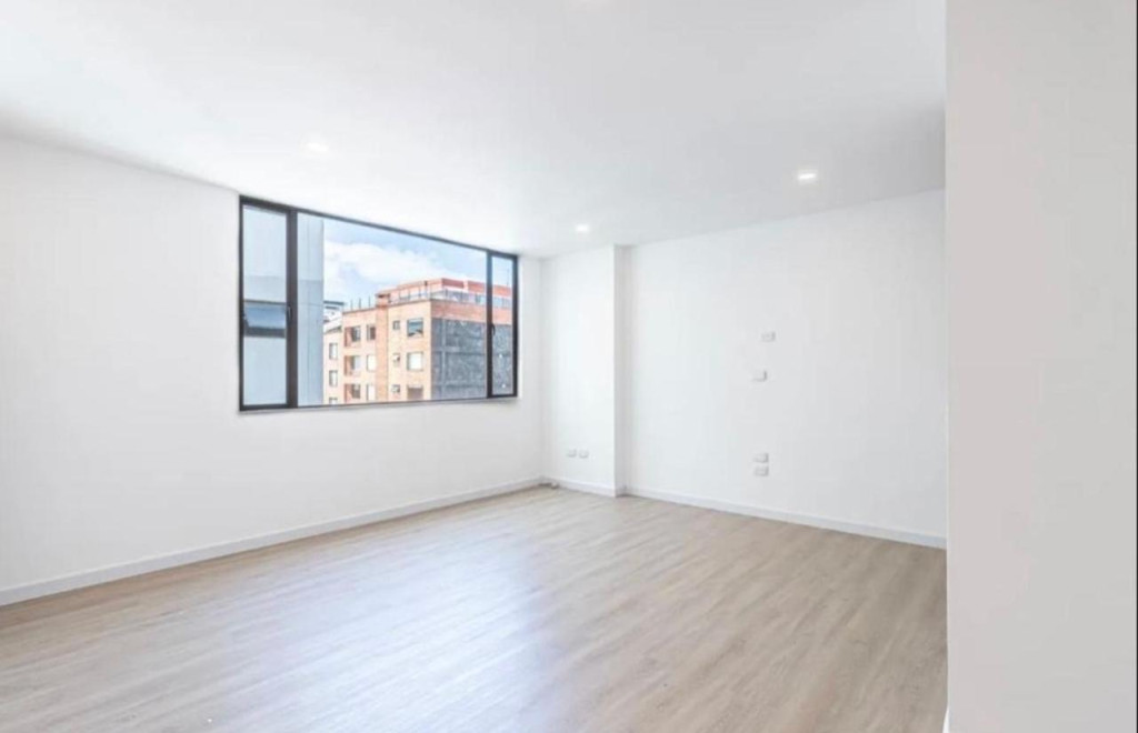 Apartamento en venta en La Carolina, Bogotá · foto 3 de 8