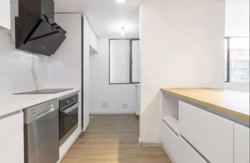 Apartamento en venta en La Carolina, Bogotá · foto 6 de 8