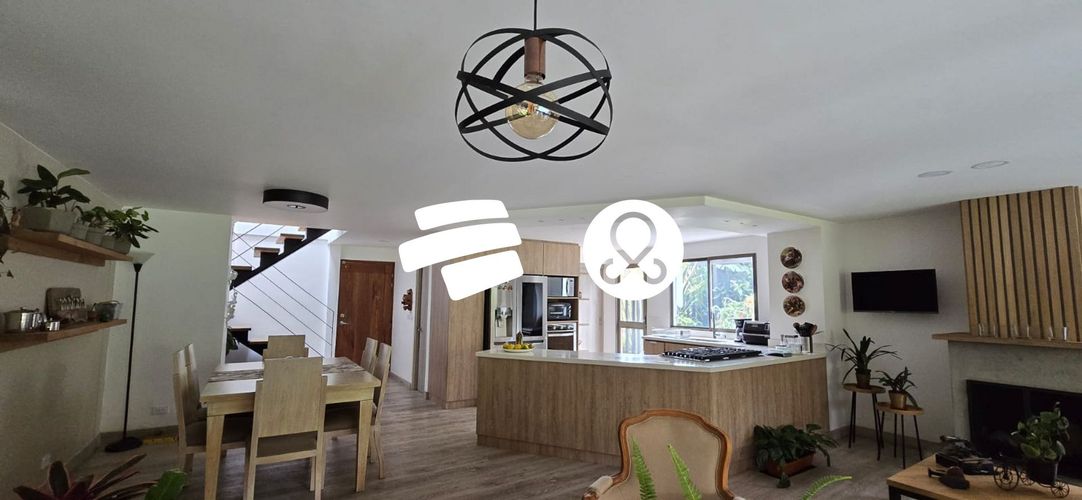 Casa de 3 alcobas en venta en El Retiro, 713 m² · foto 2 de 24