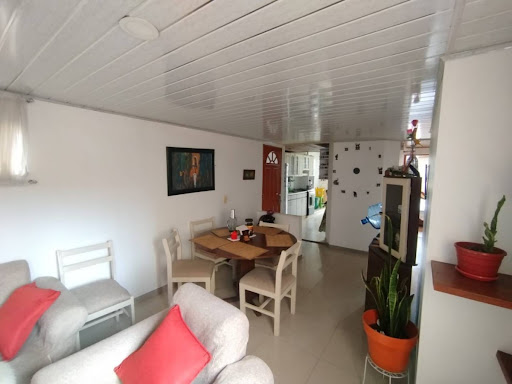 Apartamento en venta en Villas De Granada, Bogotá · foto 4 de 19