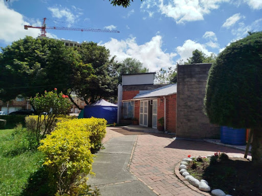 Apartamento en venta en Villas De Granada, Bogotá · foto 7 de 19