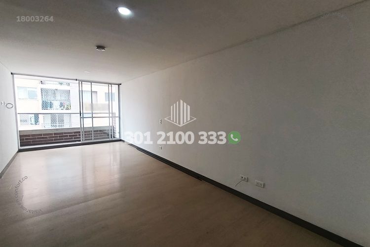 Apartaestudio en venta en Calle Larga, Sabaneta, 47 m² · foto 2 de 16