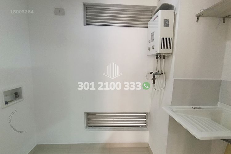 Apartaestudio en venta en Calle Larga, Sabaneta, 47 m² · foto 8 de 16