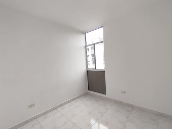 Apartamento de 2 alcobas en arriendo en Loma Del Indio, Medellín, 57 m² · foto 5 de 19