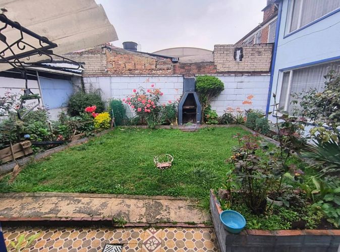 Casa de 5 alcobas en venta en Normandia, Bogotá, 273 m² · foto 10 de 22
