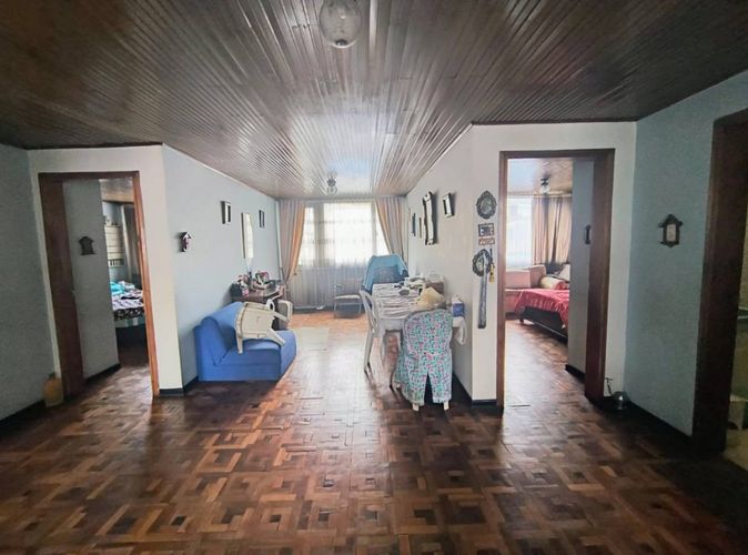 Casa de 5 alcobas en venta en Normandia, Bogotá, 273 m² · foto 13 de 22
