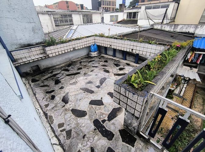 Casa de 5 alcobas en venta en Normandia, Bogotá, 273 m² · foto 22 de 22