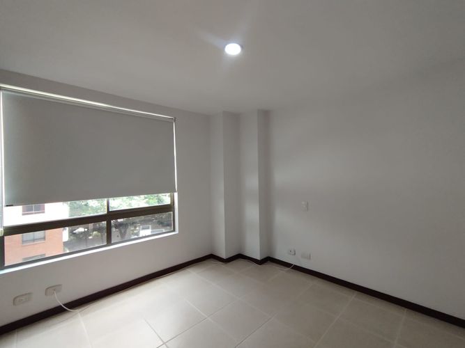 Apartamento de 3 alcobas en arriendo en El Poblado, Medellín, 127 m² · foto 5 de 20