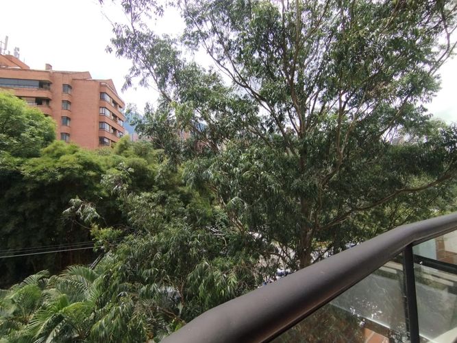 Apartamento de 3 alcobas en arriendo en El Poblado, Medellín, 127 m² · foto 7 de 20