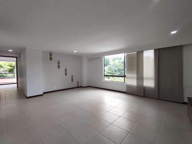 Apartamento de 3 alcobas en arriendo en El Poblado, Medellín, 127 m² · foto 20 de 20