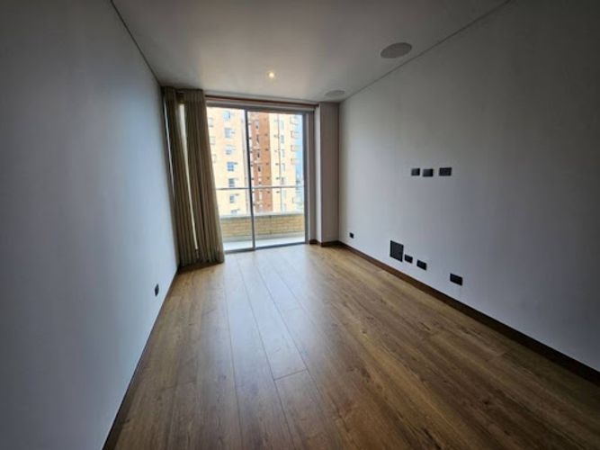 Apartamento de 3 alcobas en arriendo en Los Balsos, Medellín, 210 m² · foto 8 de 24