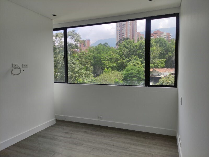 Apartamento en arriendo en Los Balsos, Medellín · foto 8 de 24
