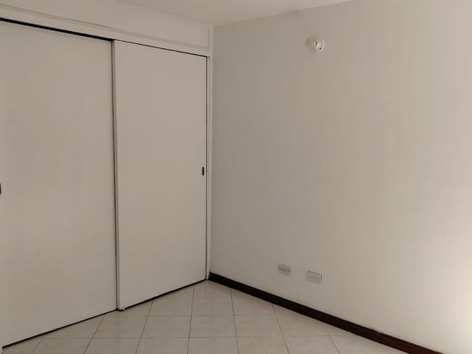 Apartamento de 3 alcobas en arriendo en El Poblado, Medellín, 65 m² · foto 12 de 17