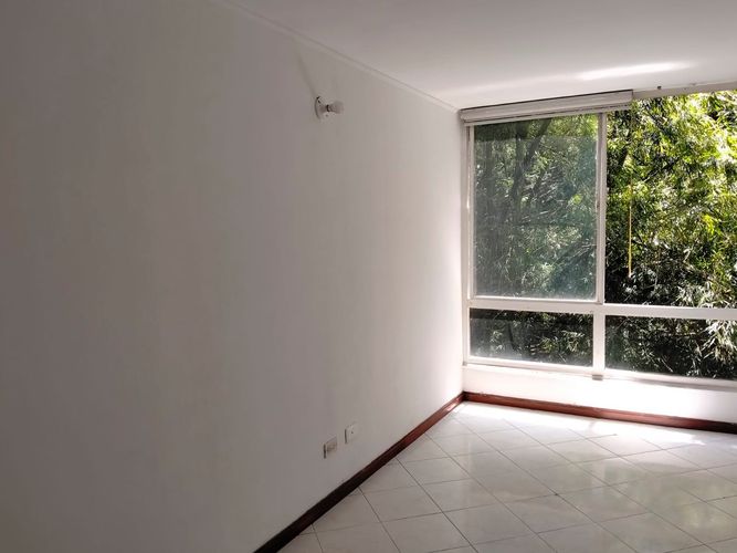 Apartamento de 3 alcobas en arriendo en El Poblado, Medellín, 65 m² · foto 2 de 17