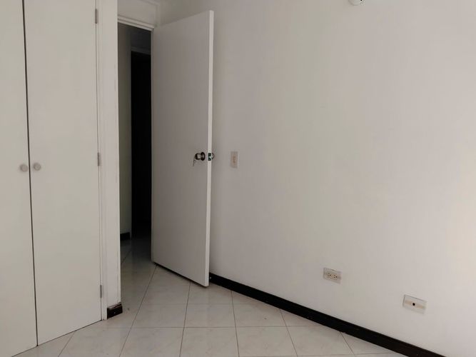 Apartamento de 3 alcobas en arriendo en El Poblado, Medellín, 65 m² · foto 11 de 17